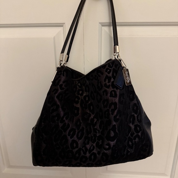 Coach triple compartment black animal print bag - Picture 4 of 7